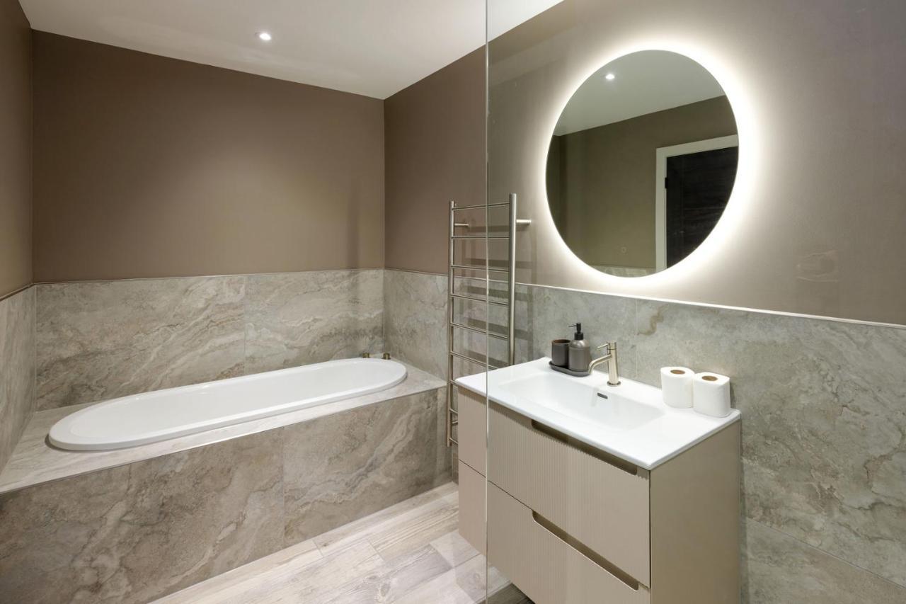 Mylstone House Villa Blackburn  Bagian luar foto