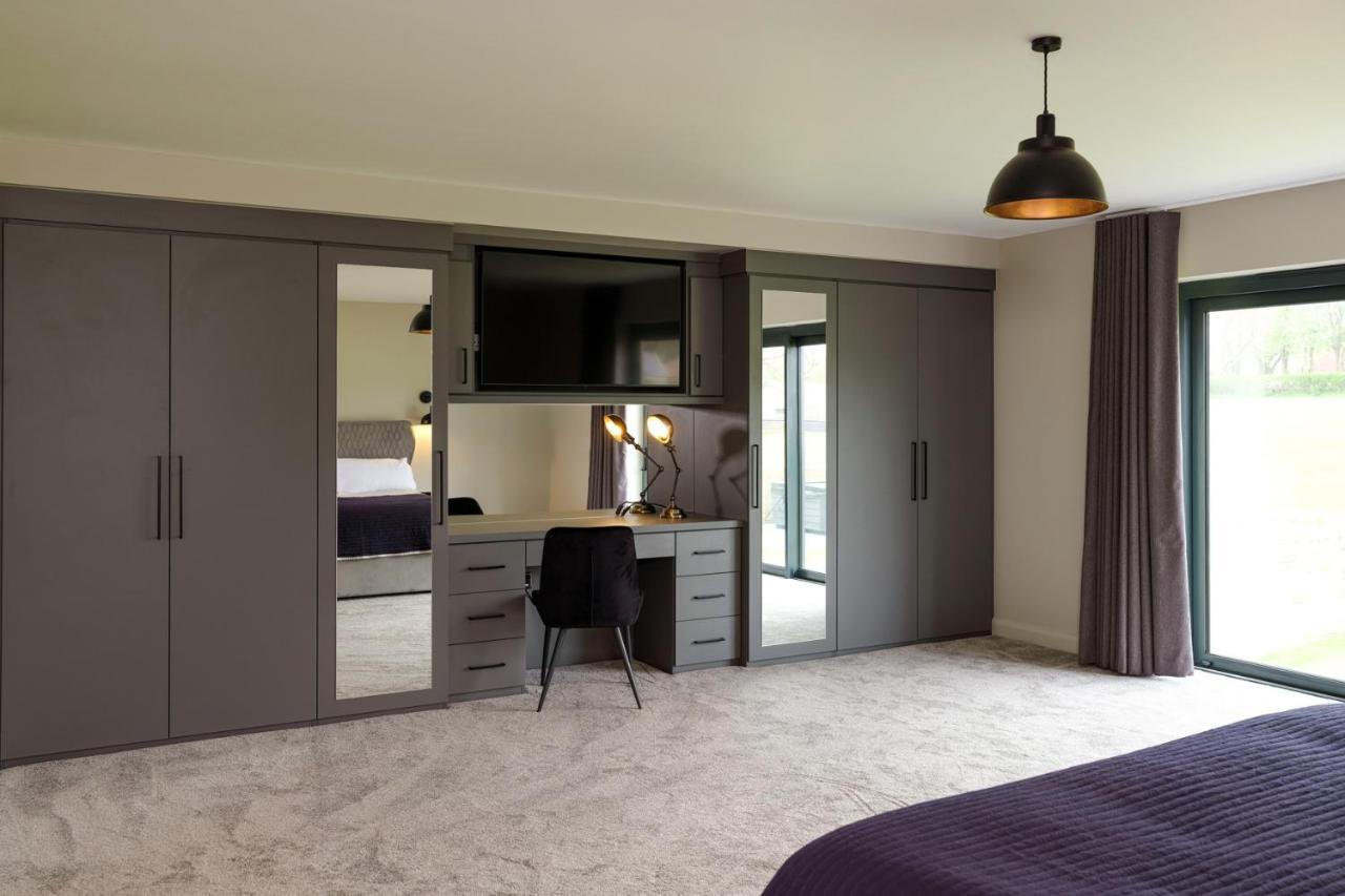 Mylstone House Villa Blackburn  Bagian luar foto